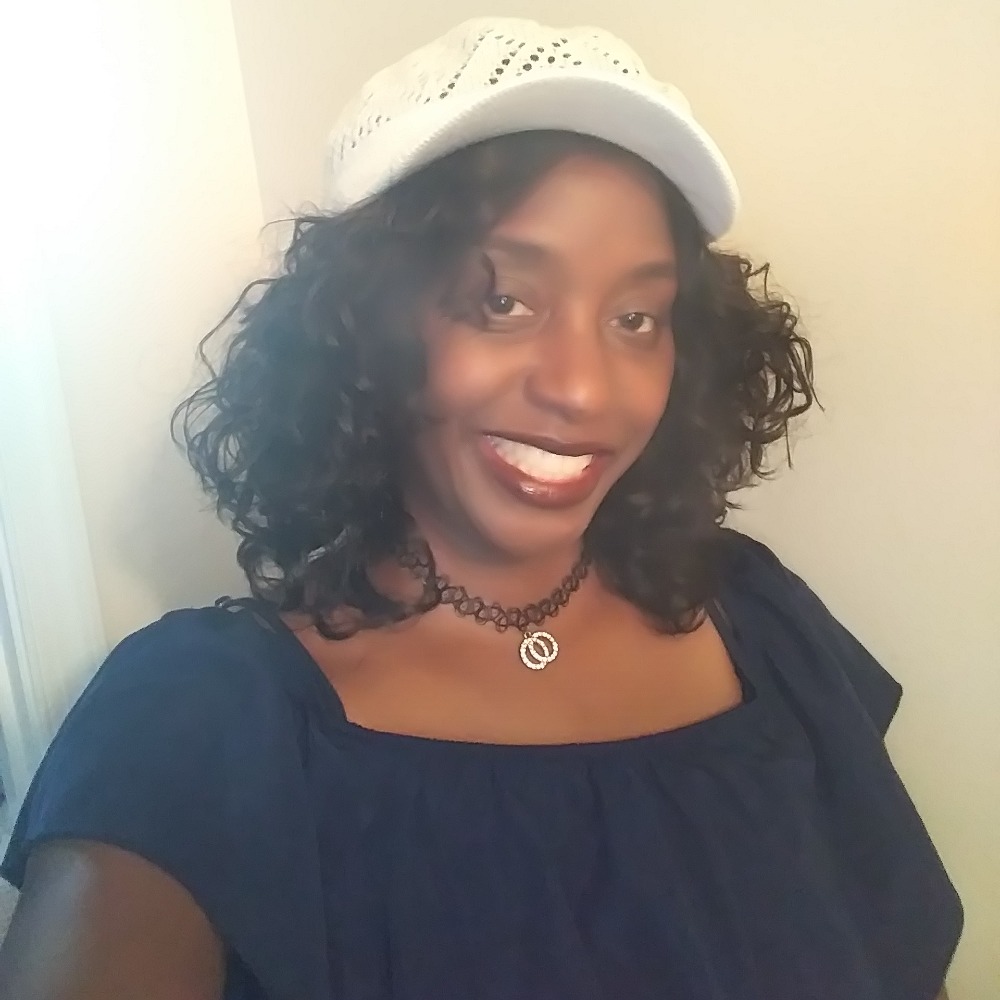 Meet your Posher, Ramona
